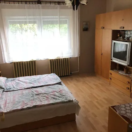 Liget Nyaralohaz Apartment Balatonfoldvar Exterior photo